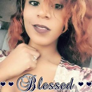 Meet your Posher, Danae